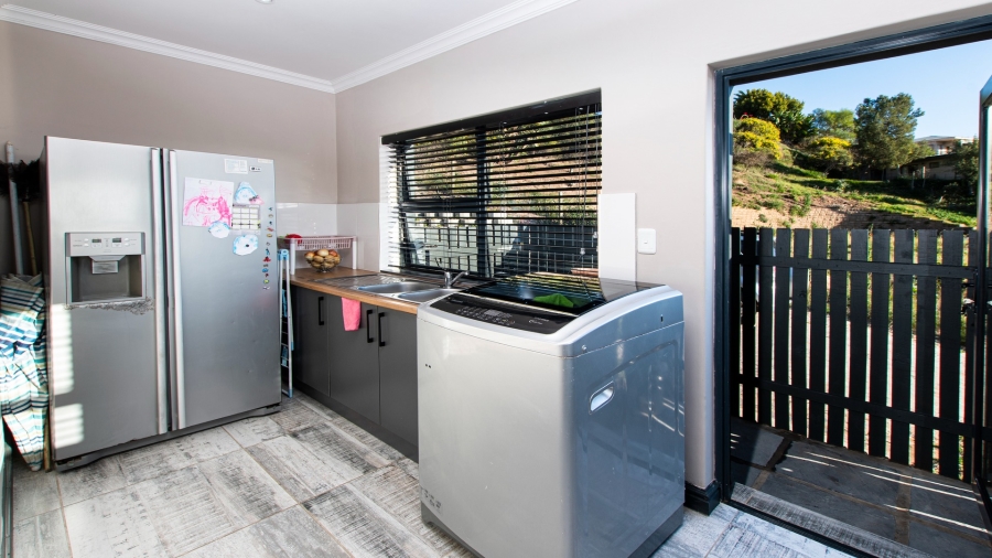 3 Bedroom Property for Sale in Knysna Heights Western Cape